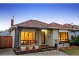 https://images.listonce.com.au/custom/160x/listings/160-roberts-street-yarraville-vic-3013/679/01202679_img_01.jpg?_-WUZ3Mpdd0