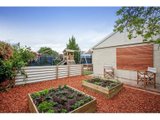 https://images.listonce.com.au/custom/160x/listings/160-roberts-street-yarraville-vic-3013/679/01202679_img_11.jpg?DDm3AUL6tVU