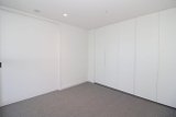 https://images.listonce.com.au/custom/160x/listings/160841-bank-st-south-melbourne-vic-3205/756/01979756_img_06.jpg?ggQcLvdy8vg
