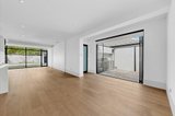 https://images.listonce.com.au/custom/160x/listings/161-martin-street-brighton-vic-3186/873/01813873_img_03.jpg?ToDQk4e95mE