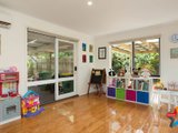 https://images.listonce.com.au/custom/160x/listings/161-nelson-road-lilydale-vic-3140/664/01524664_img_08.jpg?AYuooOCs5Ek