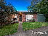 https://images.listonce.com.au/custom/160x/listings/1610-12-ray-street-croydon-vic-3136/715/01525715_img_01.jpg?vMeHTgMbI-A