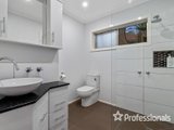 https://images.listonce.com.au/custom/160x/listings/1610-12-ray-street-croydon-vic-3136/715/01525715_img_09.jpg?76JHB8W-5l0