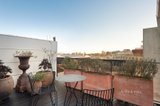https://images.listonce.com.au/custom/160x/listings/1615-inkerman-street-st-kilda-vic-3182/680/01703680_img_04.jpg?CFb3eqPmG5E