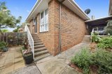 https://images.listonce.com.au/custom/160x/listings/16199-noble-street-newtown-vic-3220/170/01699170_img_05.jpg?FXzSTviAgRw