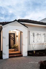 https://images.listonce.com.au/custom/160x/listings/162-rathmines-street-fairfield-vic-3078/571/01255571_img_02.jpg?eWoDv3lqf70