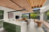 https://images.listonce.com.au/custom/160x/listings/162-rossmoyne-street-thornbury-vic-3071/727/01990727_img_05.jpg?GqqjEgpv3XY