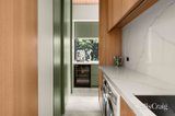 https://images.listonce.com.au/custom/160x/listings/162-rossmoyne-street-thornbury-vic-3071/727/01990727_img_27.jpg?-5DTgzHJHTw