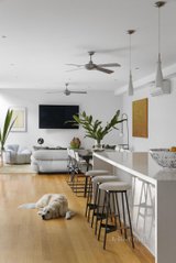 https://images.listonce.com.au/custom/160x/listings/163-ashworth-street-middle-park-vic-3206/104/01976104_img_04.jpg?oUSieaIcj0Y