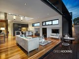 https://images.listonce.com.au/custom/160x/listings/163-esplanade-west-port-melbourne-vic-3207/765/01087765_img_02.jpg?5WiZr9EsIVo