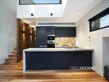 https://images.listonce.com.au/custom/160x/listings/163-esplanade-west-port-melbourne-vic-3207/765/01087765_img_04.jpg?okKHqjF0oW4