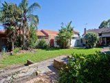 https://images.listonce.com.au/custom/160x/listings/163-hudsons-road-spotswood-vic-3015/749/01202749_img_09.jpg?cr8wixFFt5E