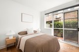 https://images.listonce.com.au/custom/160x/listings/163-ormond-road-elwood-vic-3184/817/01983817_img_05.jpg?YioQZFs0WxA