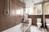https://images.listonce.com.au/custom/160x/listings/163-ormond-road-elwood-vic-3184/817/01983817_img_06.jpg?n84aoMiJHZI
