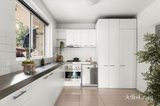 https://images.listonce.com.au/custom/160x/listings/163-ormond-road-elwood-vic-3184/817/01983817_img_08.jpg?DKZS3nJLAWE