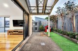 https://images.listonce.com.au/custom/160x/listings/163-parer-road-airport-west-vic-3042/265/01370265_img_05.jpg?nRnslbL5o2I