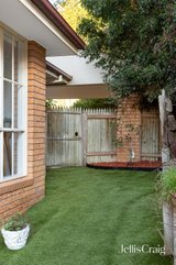 https://images.listonce.com.au/custom/160x/listings/163-progress-road-eltham-north-vic-3095/723/01903723_img_14.jpg?O1ByeckmAGo