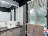 https://images.listonce.com.au/custom/160x/listings/163-york-road-montrose-vic-3765/472/01529472_img_12.jpg?uoxhDYaMRnM
