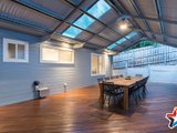 https://images.listonce.com.au/custom/160x/listings/163-york-road-montrose-vic-3765/472/01529472_img_17.jpg?LejbwEVfwTI