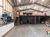 https://images.listonce.com.au/custom/160x/listings/163-york-road-montrose-vic-3765/472/01529472_img_22.jpg?ZL8i9_Sx73Y