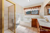 https://images.listonce.com.au/custom/160x/listings/1633-sturt-street-alfredton-vic-3350/146/01981146_img_17.jpg?vwh_IVVES1U