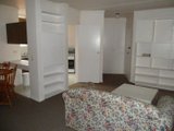 https://images.listonce.com.au/custom/160x/listings/16348-dryburgh-street-north-melbourne-vic-3051/658/01679658_img_02.jpg?zsOuhRP-flg