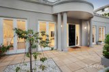 https://images.listonce.com.au/custom/160x/listings/1635-orrong-road-toorak-vic-3142/217/01905217_img_01.jpg?y1R0OwPZtNE