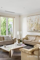 https://images.listonce.com.au/custom/160x/listings/1635-orrong-road-toorak-vic-3142/217/01905217_img_15.jpg?W8Rg8E_r8q8