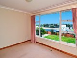 https://images.listonce.com.au/custom/160x/listings/164-west-fyans-street-newtown-vic-3220/412/01699412_img_05.jpg?S7t_tN6U14A