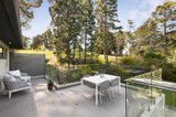 https://images.listonce.com.au/custom/160x/listings/1640-rosanna-road-heidelberg-vic-3084/529/01991529_img_19.jpg?r4ysggDWKns