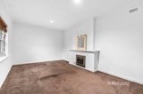 https://images.listonce.com.au/custom/160x/listings/1642-grandview-grove-prahran-vic-3181/651/01910651_img_02.jpg?puQlLF5dTsU
