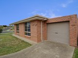 https://images.listonce.com.au/custom/160x/listings/165-gloucester-street-grovedale-vic-3216/770/01699770_img_07.jpg?tUsBC6XJSjA