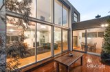 https://images.listonce.com.au/custom/160x/listings/165-waterdale-road-ivanhoe-vic-3079/377/01908377_img_12.jpg?SxxSaN8jkbc