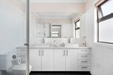 https://images.listonce.com.au/custom/160x/listings/165a-parer-road-airport-west-vic-3042/387/01720387_img_07.jpg?E1GOzfLi3F0