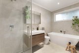 https://images.listonce.com.au/custom/160x/listings/166-bright-street-brighton-east-vic-3187/684/01733684_img_08.jpg?xb90UdCaxCw