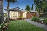 https://images.listonce.com.au/custom/160x/listings/166-moylan-street-bentleigh-east-vic-3165/649/01550649_img_01.jpg?1J504jZbxj8