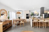 https://images.listonce.com.au/custom/160x/listings/1669-esplanade-mornington-vic-3931/982/01969982_img_05.jpg?d653s6l3nNI
