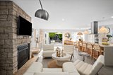 https://images.listonce.com.au/custom/160x/listings/1669-esplanade-mornington-vic-3931/982/01969982_img_08.jpg?Lg_qbOzb1FE