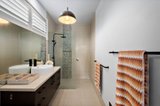 https://images.listonce.com.au/custom/160x/listings/1669-esplanade-mornington-vic-3931/982/01969982_img_11.jpg?vU467v3fQiA
