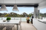 https://images.listonce.com.au/custom/160x/listings/1669-esplanade-mornington-vic-3931/982/01969982_img_12.jpg?vU467v3fQiA