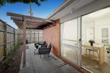 https://images.listonce.com.au/custom/160x/listings/167-auburn-road-hawthorn-vic-3122/558/01182558_img_14.jpg?nRbU3-asXo4