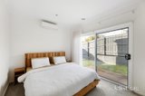https://images.listonce.com.au/custom/160x/listings/167-orchard-road-doreen-vic-3754/158/01772158_img_07.jpg?hJN9B99IDEs
