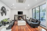 https://images.listonce.com.au/custom/160x/listings/167-rattray-road-montmorency-vic-3094/954/01546954_img_05.jpg?OXwpfttRhHk