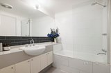 https://images.listonce.com.au/custom/160x/listings/1675-drummond-street-carlton-vic-3053/412/01322412_img_08.jpg?mGJRkVxj6mc