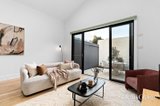 https://images.listonce.com.au/custom/160x/listings/168-albert-street-port-melbourne-vic-3207/722/01932722_img_03.jpg?OK6wA4esNSo