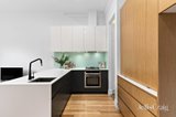 https://images.listonce.com.au/custom/160x/listings/168-albert-street-port-melbourne-vic-3207/722/01932722_img_08.jpg?S-H28xByJ1I