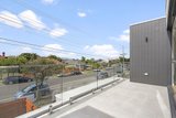 https://images.listonce.com.au/custom/160x/listings/168-barkly-street-mordialloc-vic-3195/358/01972358_img_09.jpg?FJdwBS6pzKk