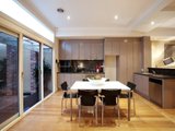 https://images.listonce.com.au/custom/160x/listings/168-evans-street-port-melbourne-vic-3207/370/01087370_img_02.jpg?SBCv6jsj_p8