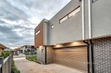 https://images.listonce.com.au/custom/160x/listings/168-everett-street-brunswick-west-vic-3055/142/01475142_img_07.jpg?I-5PTIZ1UJU