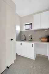 https://images.listonce.com.au/custom/160x/listings/168-everett-street-brunswick-west-vic-3055/142/01475142_img_16.jpg?8IDNNQDdCv8